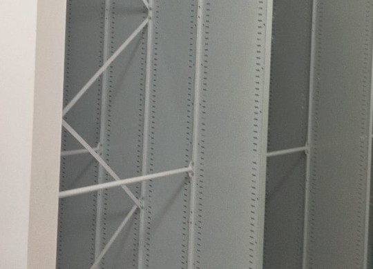 Разноуровневые штанги для удобного хранения