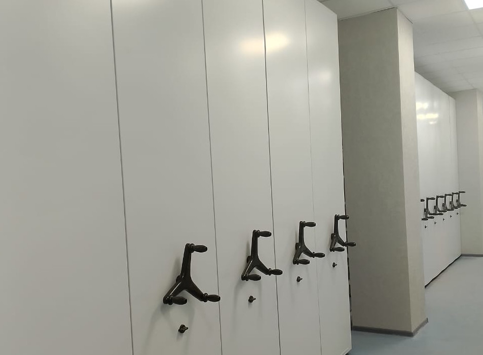 Рельсовые стеллажи архивные